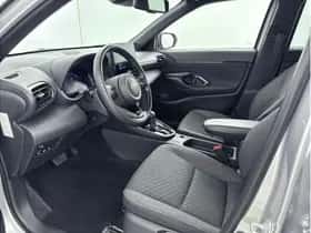 Toyota Yaris Cross (2025) thumbnail 16