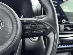 Toyota Yaris Cross (2025) thumbnail 9