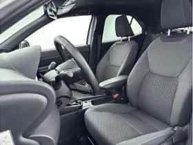 Toyota Yaris Cross (2025) thumbnail 10