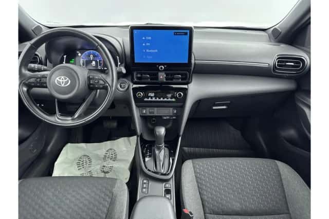 Toyota Yaris Cross (2025) thumbnail 2