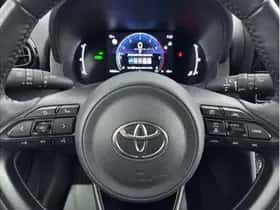 Toyota Yaris Cross (2025) thumbnail 18