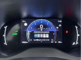 Toyota Yaris Cross (2025) thumbnail 3