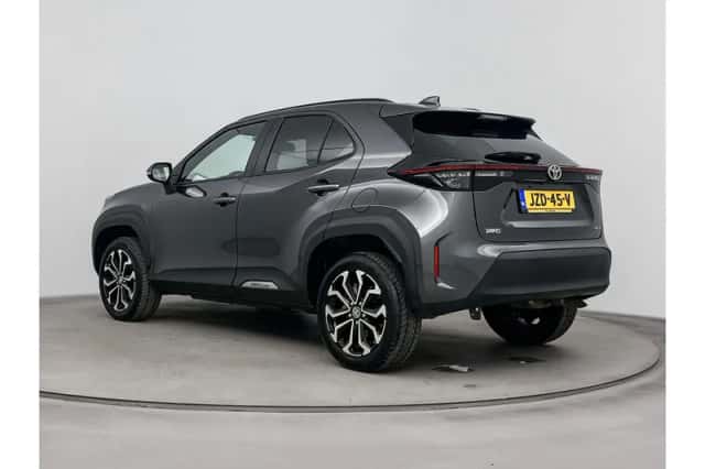 Toyota Yaris Cross (2025) thumbnail 4