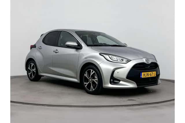 Toyota Yaris (2025) thumbnail 1