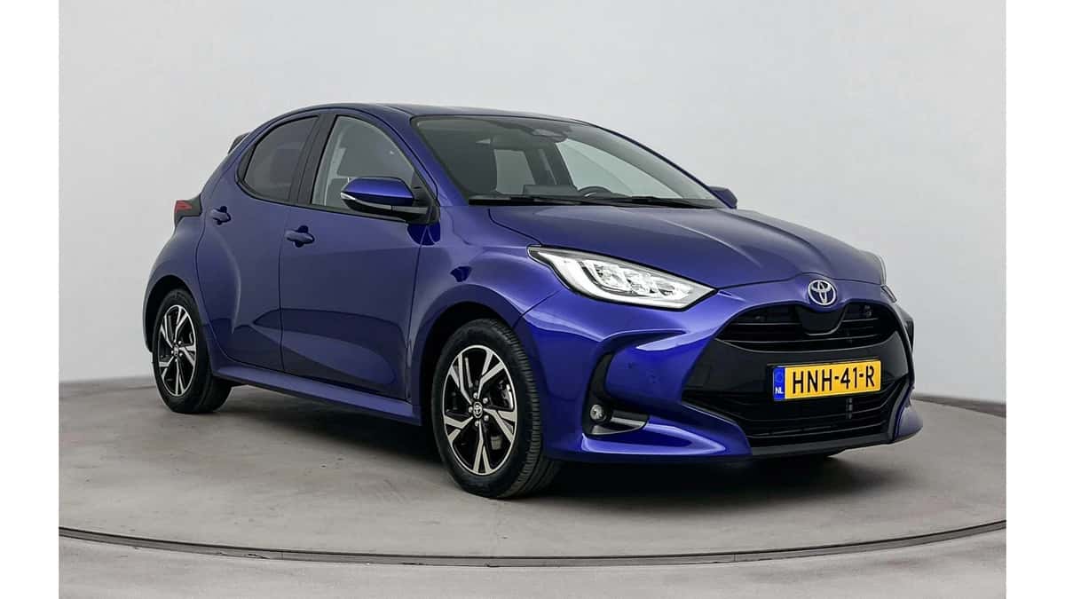 Toyota Yaris (2025) — foto 1