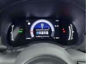Toyota Yaris (2025) thumbnail 3