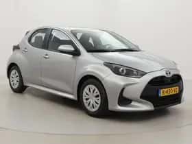 Toyota Yaris (2022) thumbnail 1