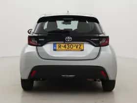 Toyota Yaris (2022) thumbnail 13
