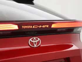 Toyota C-HR (2025) thumbnail 15