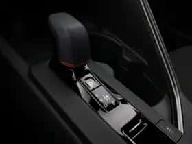 Toyota C-HR (2025) thumbnail 29