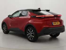Toyota C-HR (2025) thumbnail 4