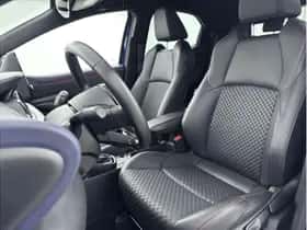 Toyota Yaris (2021) thumbnail 9