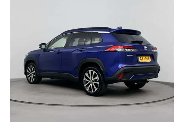 Toyota Corolla (2024) thumbnail 3
