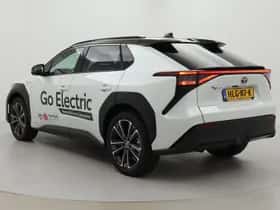 Toyota bZ4X (2025) thumbnail 4