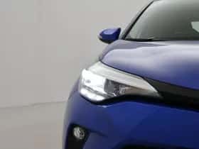 Toyota C-HR (2022) thumbnail 13