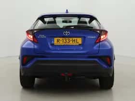 Toyota C-HR (2022) thumbnail 17