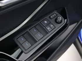 Toyota C-HR (2022) thumbnail 21
