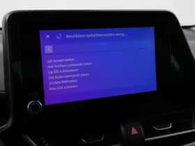 Toyota C-HR (2022) thumbnail 31