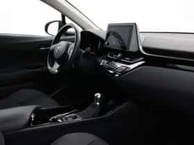 Toyota C-HR (2022) thumbnail 35