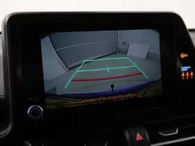Toyota C-HR (2022) thumbnail 8