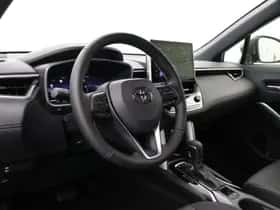 Toyota Corolla (2025) thumbnail 2