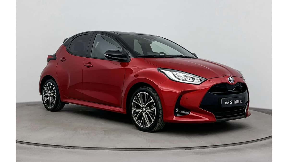 Toyota Yaris (2023) — foto 1