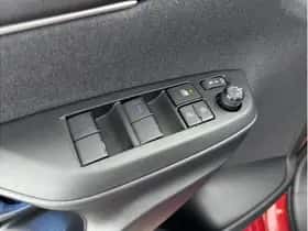 Toyota Yaris (2023) thumbnail 14