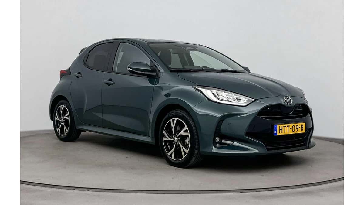 Toyota Yaris (2025) — foto 1