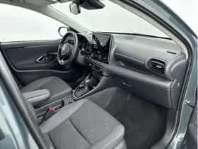 Toyota Yaris (2025) thumbnail 25