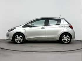 Toyota Yaris (2015) thumbnail 9