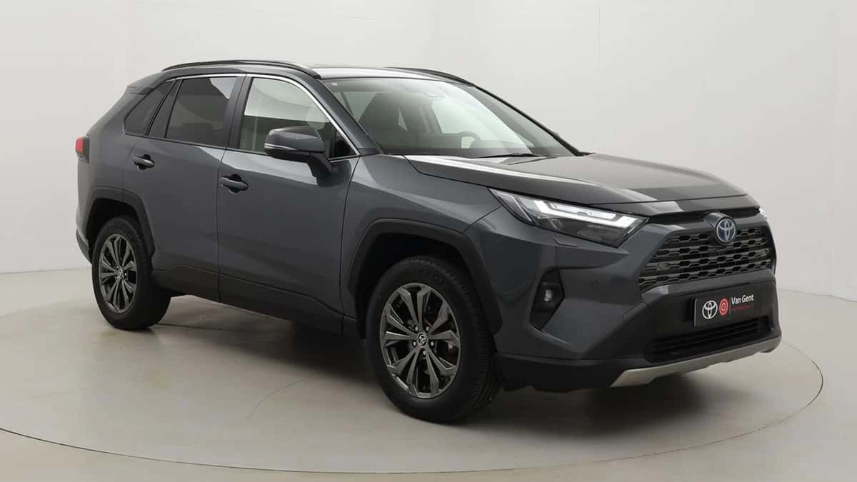 Toyota RAV4 (2024) — foto 1