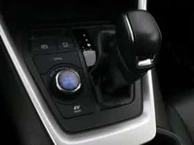 Toyota RAV4 (2024) thumbnail 29