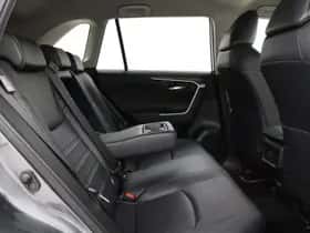 Toyota RAV4 (2024) thumbnail 38