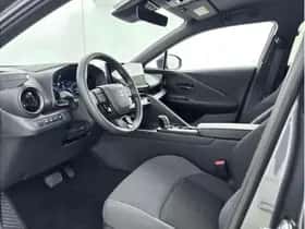Toyota C-HR (2025) thumbnail 15