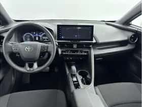 Toyota C-HR (2025) thumbnail 2