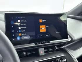 Toyota C-HR (2025) thumbnail 18