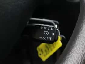 Toyota Aygo (2016) thumbnail 17