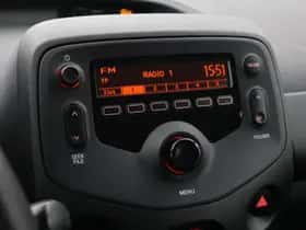 Toyota Aygo (2016) thumbnail 19