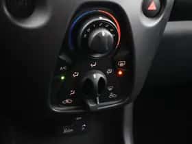 Toyota Aygo (2016) thumbnail 5