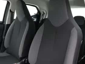 Toyota Aygo (2016) thumbnail 7