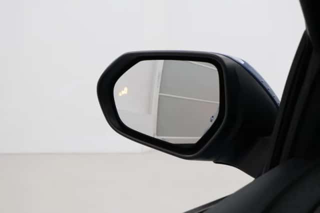 Toyota Yaris (2022) thumbnail 5