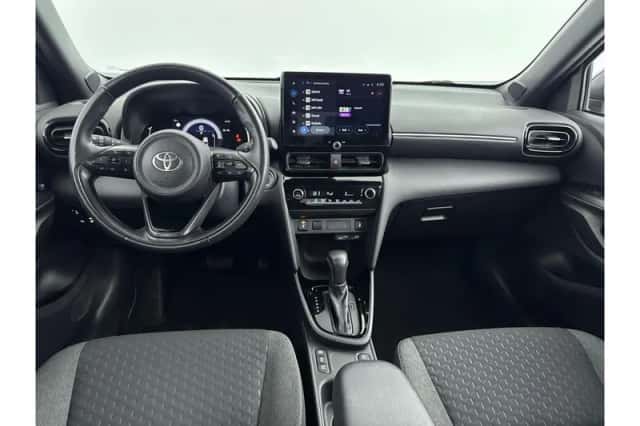 Toyota Yaris Cross (2025) thumbnail 2