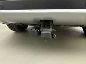 Toyota RAV4 (2018) thumbnail 6