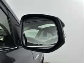 Toyota RAV4 (2018) thumbnail 7