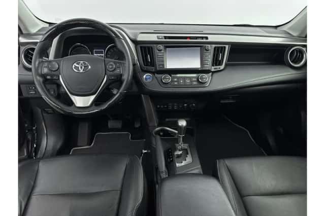 Toyota RAV4 (2018) thumbnail 2
