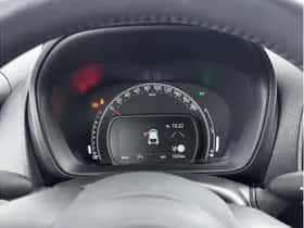 Toyota Aygo X (2024) thumbnail 3