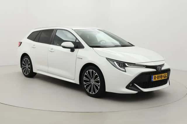 Toyota Corolla (2021) thumbnail 1