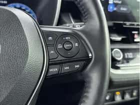 Toyota Corolla (2023) thumbnail 8