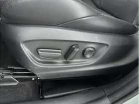 Toyota Corolla (2023) thumbnail 9
