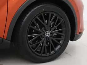 Toyota C-HR (2020) thumbnail 19